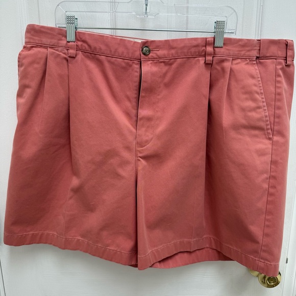 L.L. Bean Comfort Waist Khaki Shorts - Picture 1 of 5